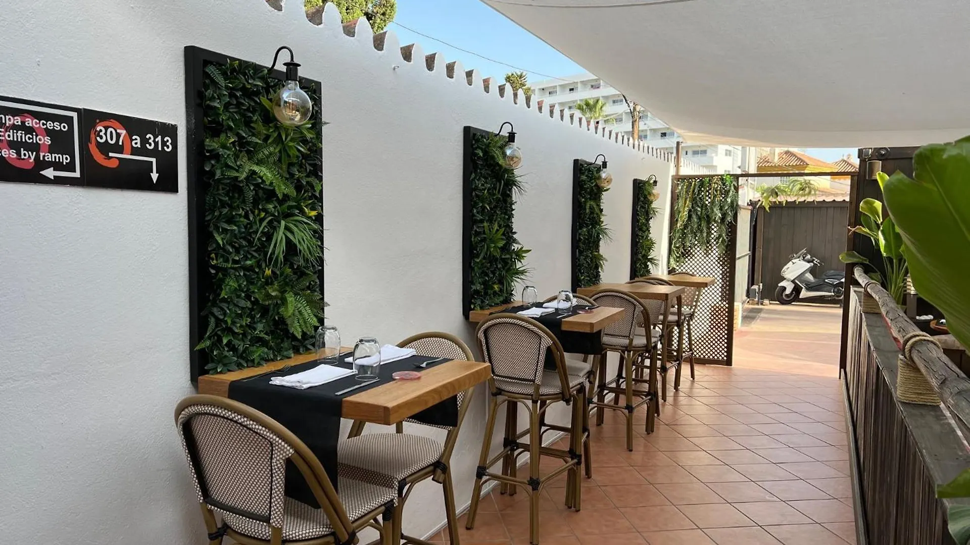 Hotel Zen Airport Torremolinos 3*,  Spain